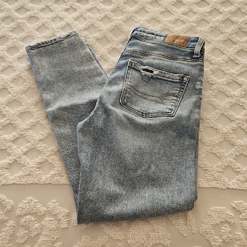 American Eagle Light Wash Mom Denim Jeans Sz 00